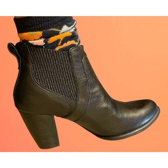 UGG Cobie II Chelsea Boots Black Womens Sz 11 High Heel Leather Booties NEW NWOB - Picture 9 of 12